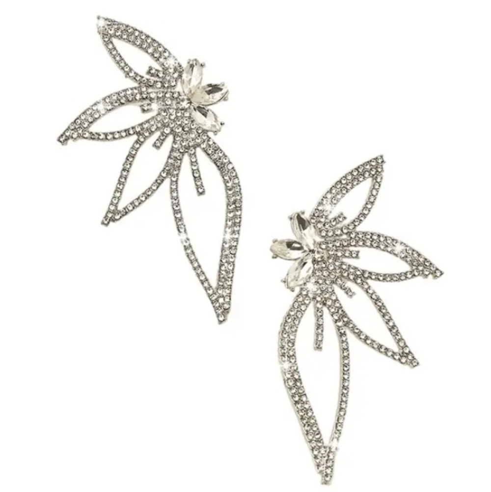 New! Stunning Sparkling Crystal Maple Leaf Silver Plated Post Earrings